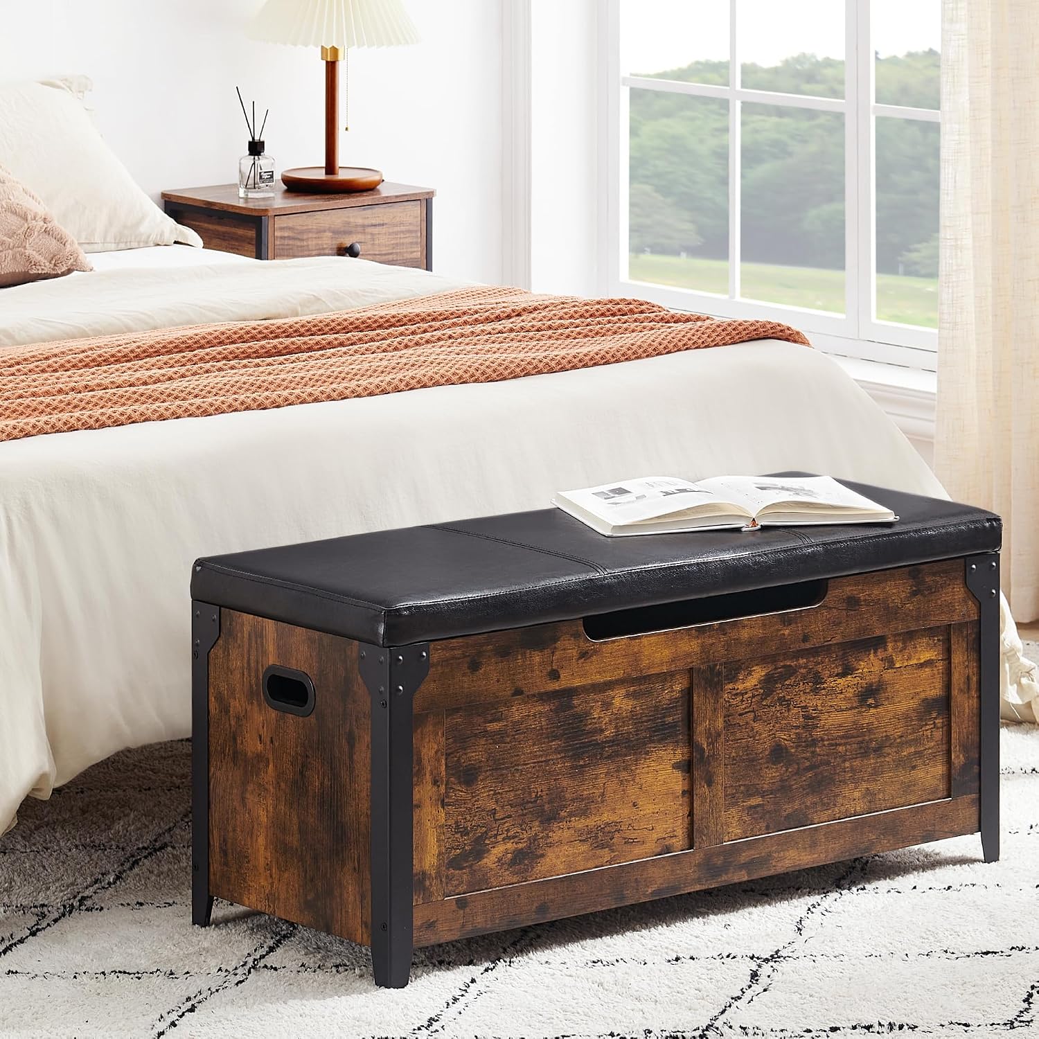 Hinge Storage Bench Chest